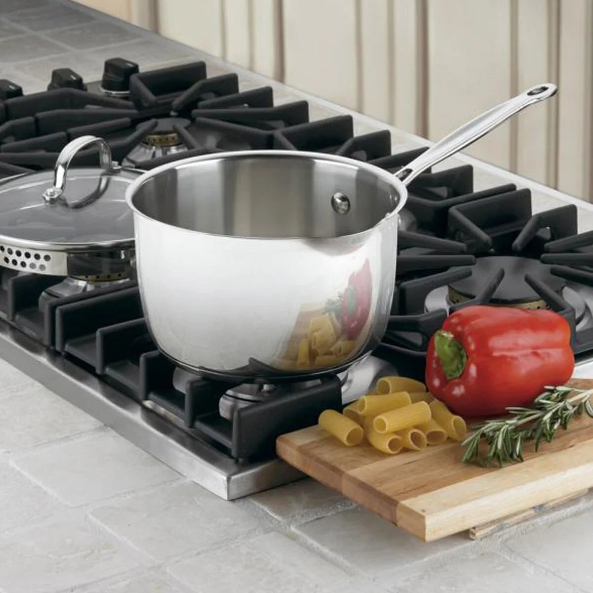 3 Quart Pour Saucepan