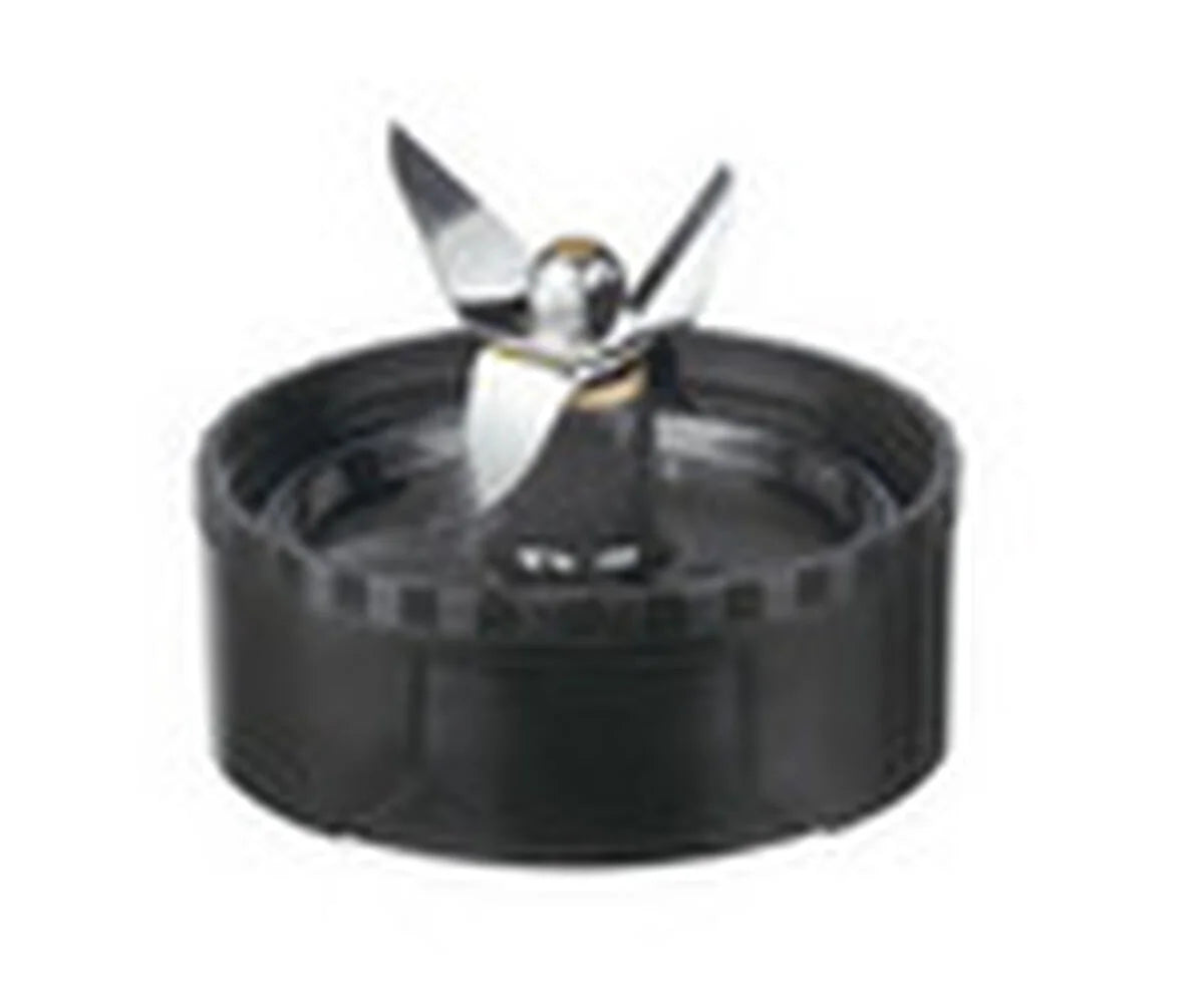 Cutting Assembly for Compact Portable Blending/Chopping System