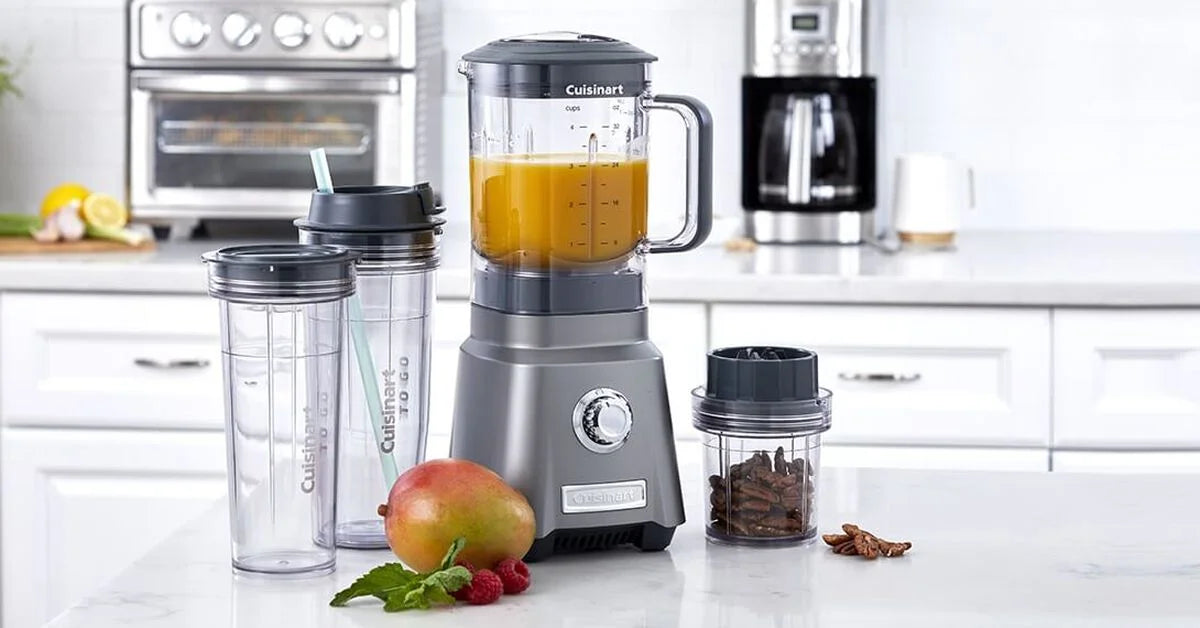 Discontinued Hurricane™ COMPACT Juicing Blender