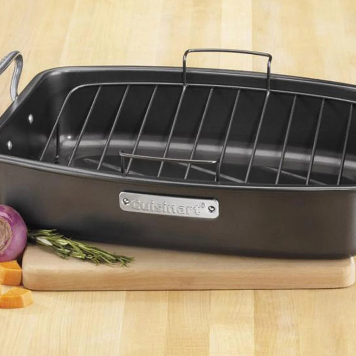 17" x 13" Nonstick Roaster with V-Rack