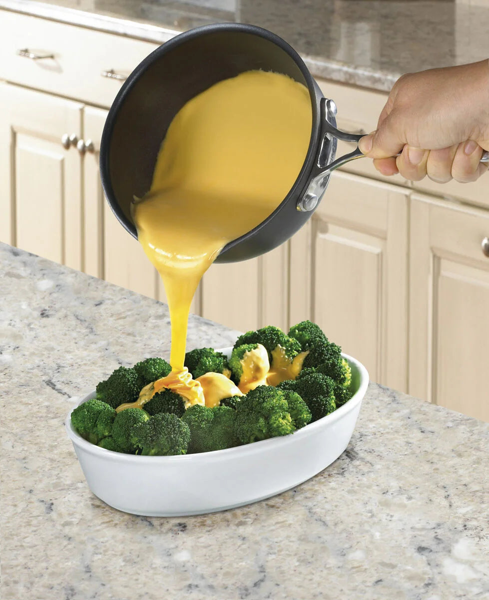 Chef's Classic™ Ceramic Nonstick 1 Qt. Open Pour Saucepan