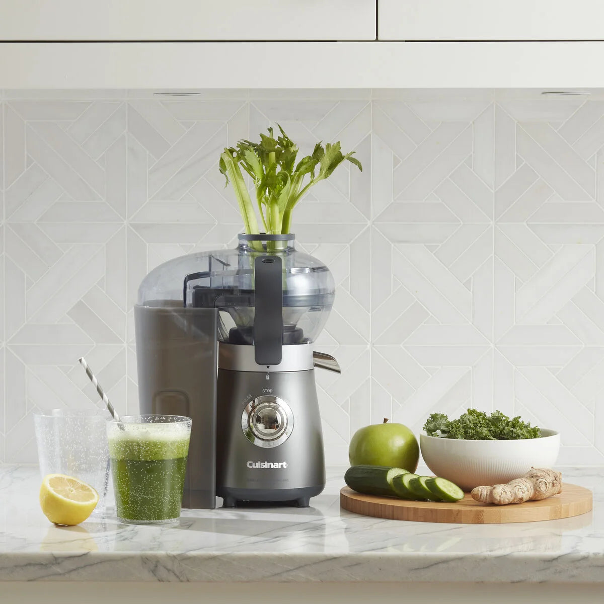 Discontinued Compact Blender and Juice Extractor Combo