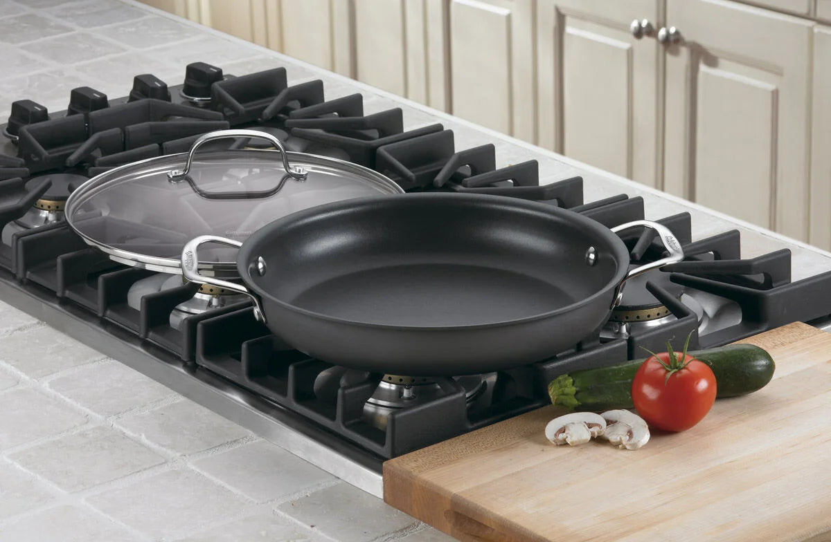 12" Everyday Pan with Medium Dome Cover